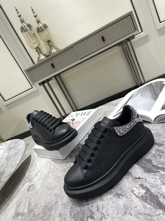 Alexander McQueen Shoe 